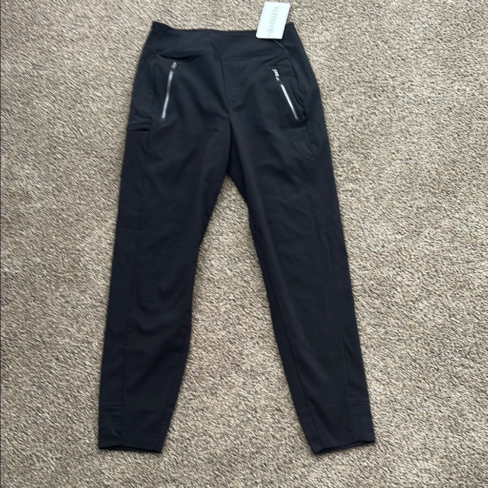 Athleta Trekkie North Jogger- New with tags! Size 0.